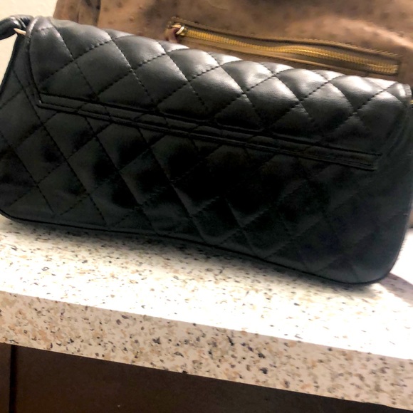 Chanel faux lambskin satchel - Picture 2 of 4